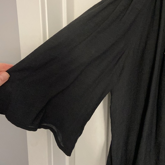 Black Embroidered Off-Shoulder Top SZ MED - Picture 4 of 6